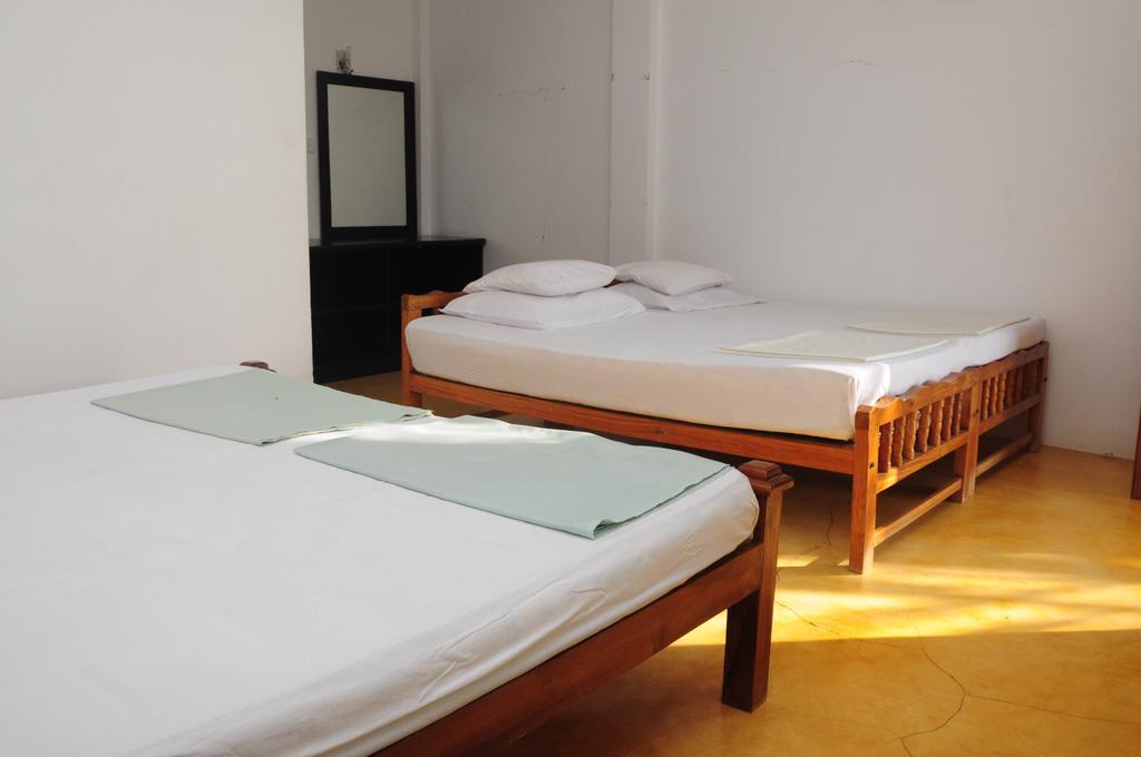 Traveller'S Home Hotel Tissamaharama Εξωτερικό φωτογραφία