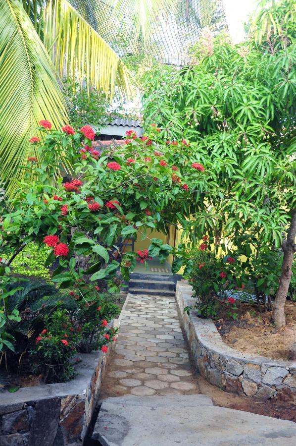 Traveller'S Home Hotel Tissamaharama Εξωτερικό φωτογραφία